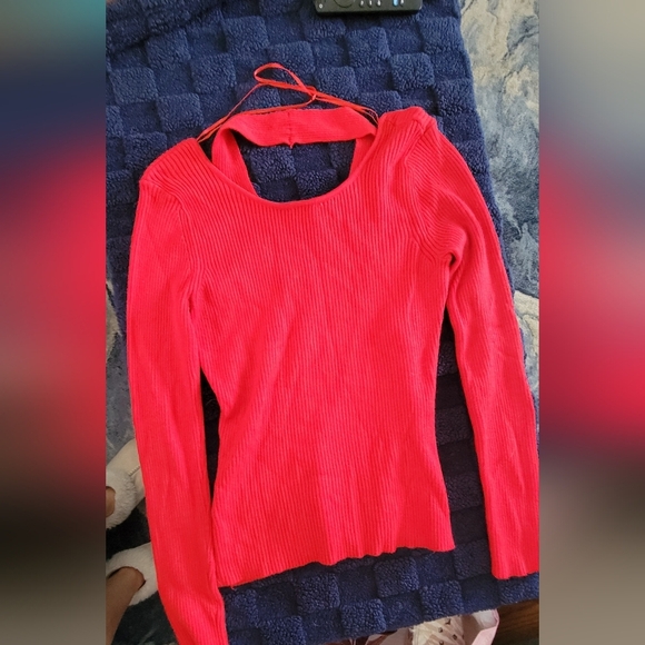 Women's Red Sweater - Picture 3 of 3